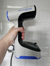 Easy to hold in one hand , Russell Hobbs Steam Genie Easy Store 26740