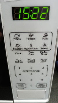 Cookworks 700W Digital Microwave