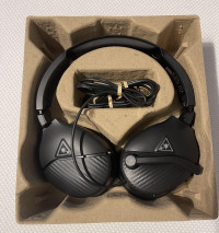 inside box , Turtle Beach Recon 200 Gen 2