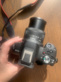 Canon EOS R50