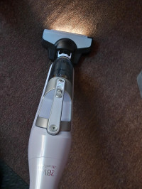 Vacuum with front light , Bosch Serie 4 Flexxo