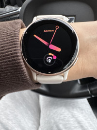 Front screen , Garmin Vivoactive 5