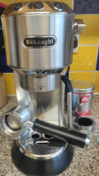 De'Longhi Dedica Arte EC885.M