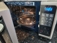 Samsung MC28H5013AS