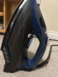 Russell Hobbs 27090 Titanium Carbide