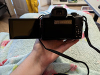 Photo showing touchscreen , Canon EOS R50