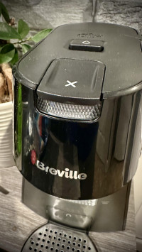 Emergency stop switch , Breville VKT124 HotCup
