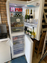 Ample room , Beko CFG4582W