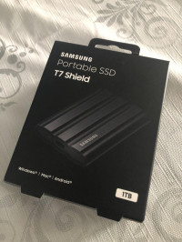 Samsung T7 Shield 1TB