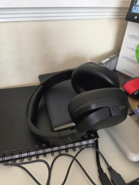 Ready for work , Belkin SoundForm Isolate