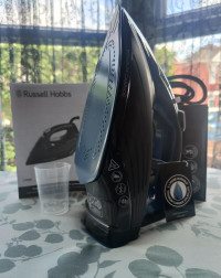 Russell Hobbs 27090 Titanium Carbide