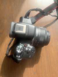 Canon EOS R50