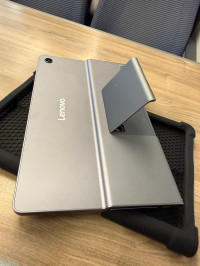 Lenovo Tab Plus
