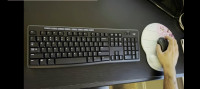 Logitech MK270