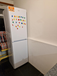 Full length , Beko CFG4582W
