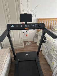 Treadmill , Adidas T-24c