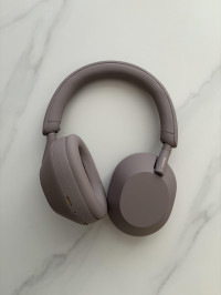 Sony WH-1000XM5