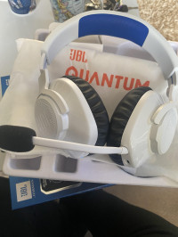 JBL Quantum 360P
