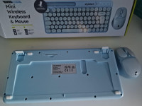 Underneath the keyboard , Styletech MK520