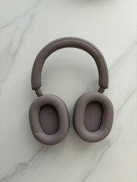 Sony WH-1000XM5