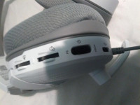 Left side , Turtle Beach Recon 200 Gen 2
