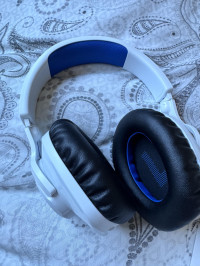 JBL Quantum 360P
