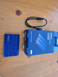 Samsung T7 Shield 1TB