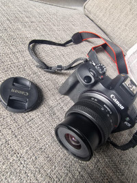 Canon EOS R100