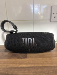 JBL Charge 6