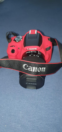 Canon EOS 2000D