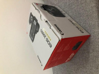 Canon EOS 2000D