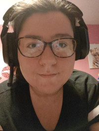 Me wearing them , Turtle Beach Stealth 600 Gen 3