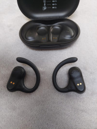 Belkin Soundform ClearFit