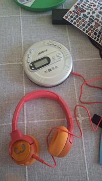 Can be used with static or Bluetooth , Fresh 'n Rebel Code Junior