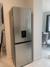 Hisense RB390N4WBE