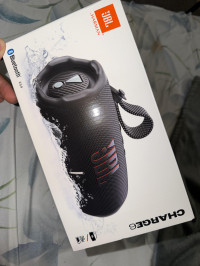 JBL Charge 6