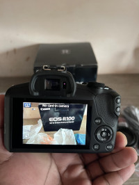 Canon EOS R100
