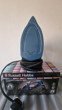 Russell Hobbs 27090 Titanium Carbide
