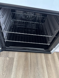 Hisense HDE3211BWUK