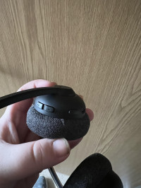 Easy to use buttobs , JLab GO POP