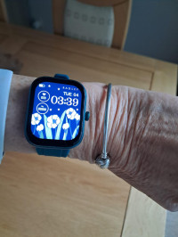 Stylish smartwatch with pretty watch faces , Radley Series 55