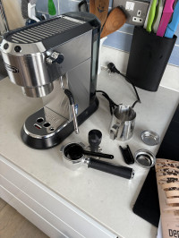 De'Longhi Dedica Arte EC885.M
