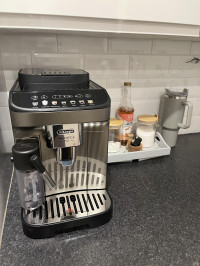 Delonghi coffee machine , De'Longhi Magnifica Evo ECAM290.83.TB