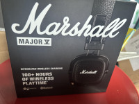 Images of headphones , Marshall Major V