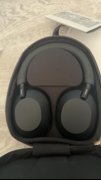 Sony WH-1000XM5