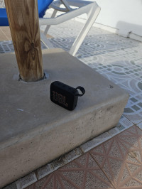 Portable speaker , JBL Go 4