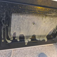 The whole thing looks like this , Cookworks 700W Digital Microwave