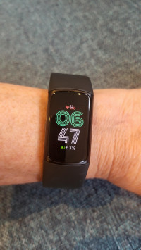 Fitbit Charge 6
