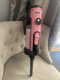 Gets a nice close suction in tight areas! , Numatic Hetty Quick