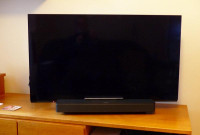 Bose Unit at base of TV , Bose TV Speaker